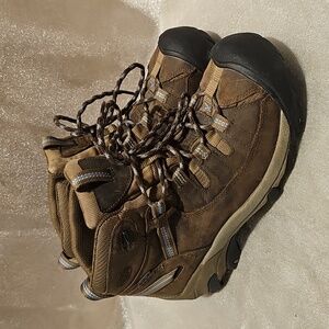 Keen Targhee 2  Boots Women's Size 8.5 Mid Height Waterproof Hiking Shoes